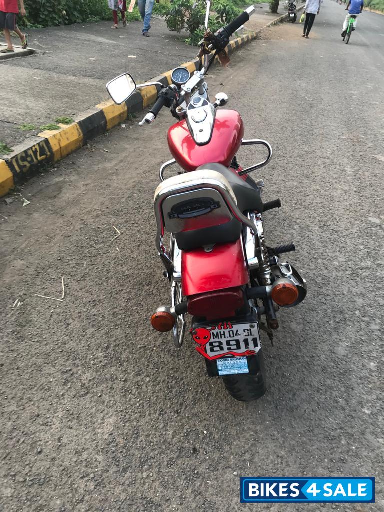 Red Wine Bajaj Avenger 220 DTS-i Red Wine Bajaj Avenger 220 DTS-i