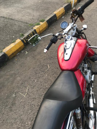 Red Wine Bajaj Avenger 220 DTS-i