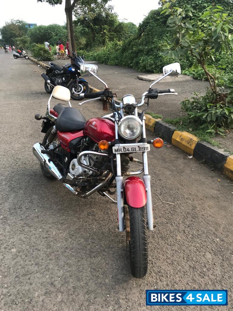 Red Wine Bajaj Avenger 220 DTS-i Red Wine Bajaj Avenger 220 DTS-i