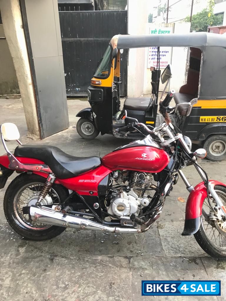 Red Wine Bajaj Avenger 220 DTS-i Red Wine Bajaj Avenger 220 DTS-i