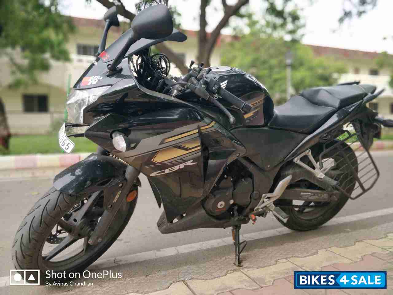 Limited Black Honda CBR 250R ABS