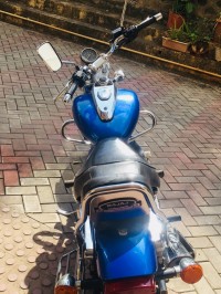 Bajaj Avenger 220 DTS-i