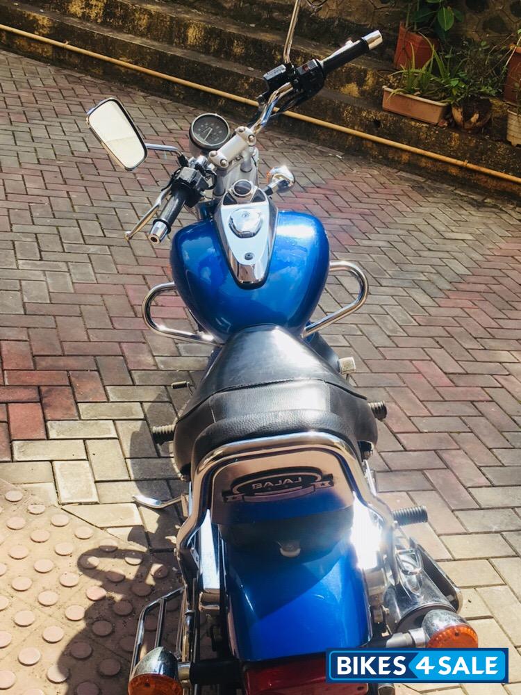 Bajaj Avenger 220 DTS-i