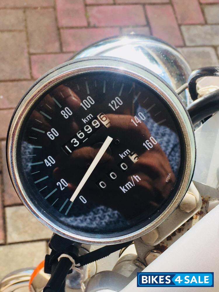 Bajaj Avenger 220 DTS-i