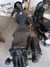 Bajaj Avenger Street 220