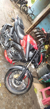 Red Bajaj Pulsar NS 160