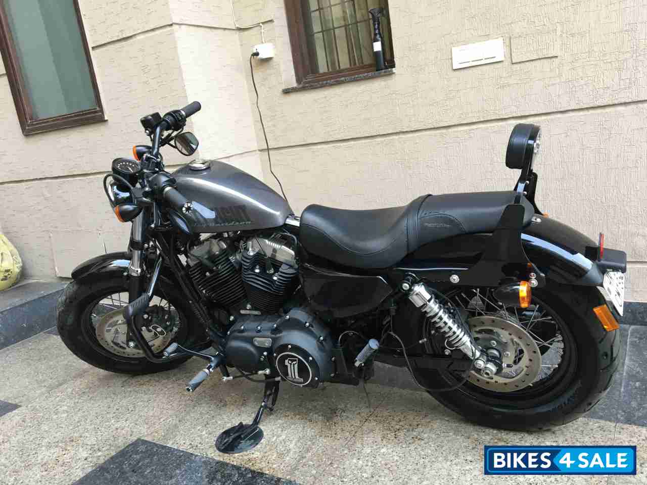 Black Harley Davidson XL 1200X Forty-Eight