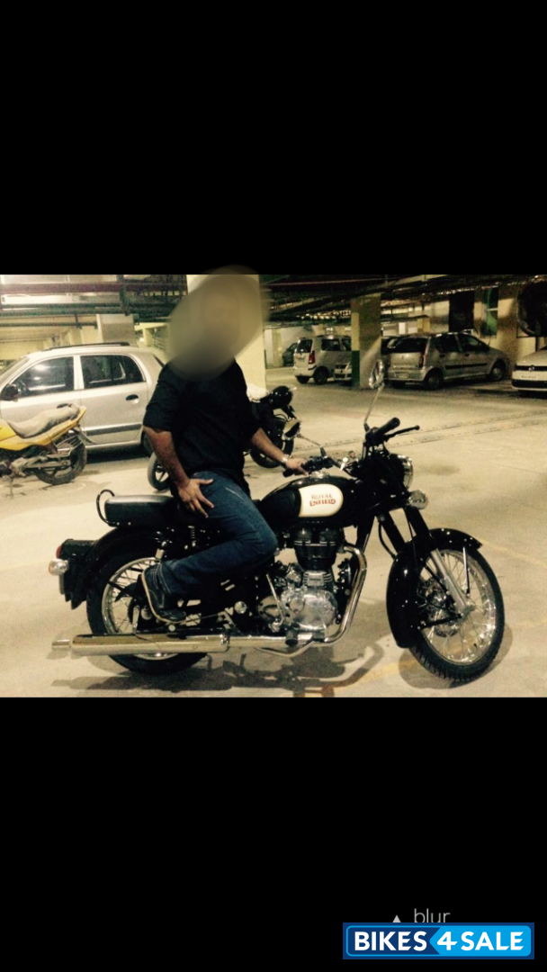 Black Royal Enfield Classic 350