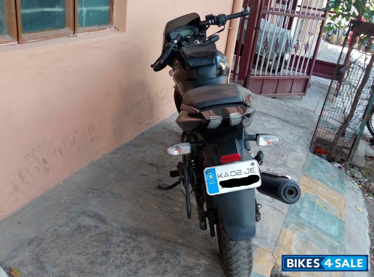 Black Bajaj Pulsar 180 DTSi