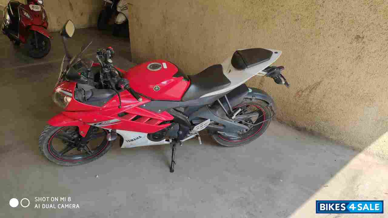 Yamaha YZF R15 V2