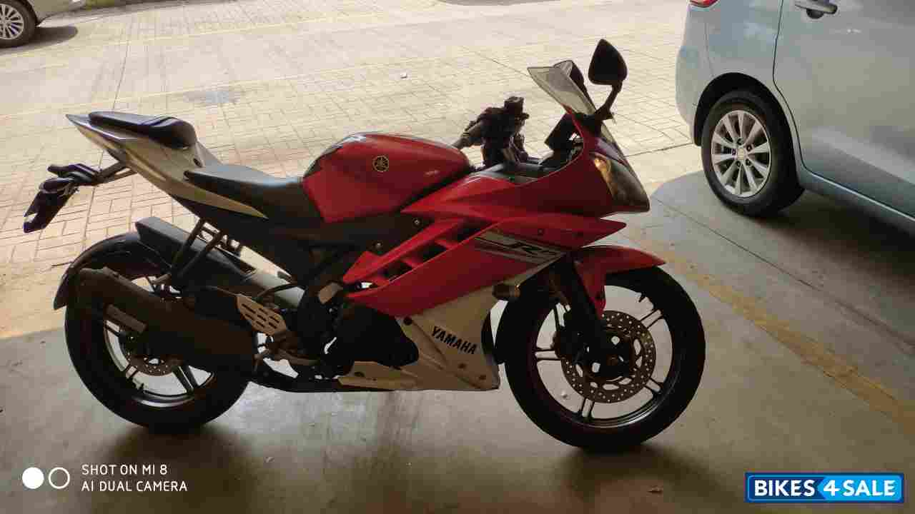 Yamaha YZF R15 V2