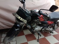 Bajaj V15