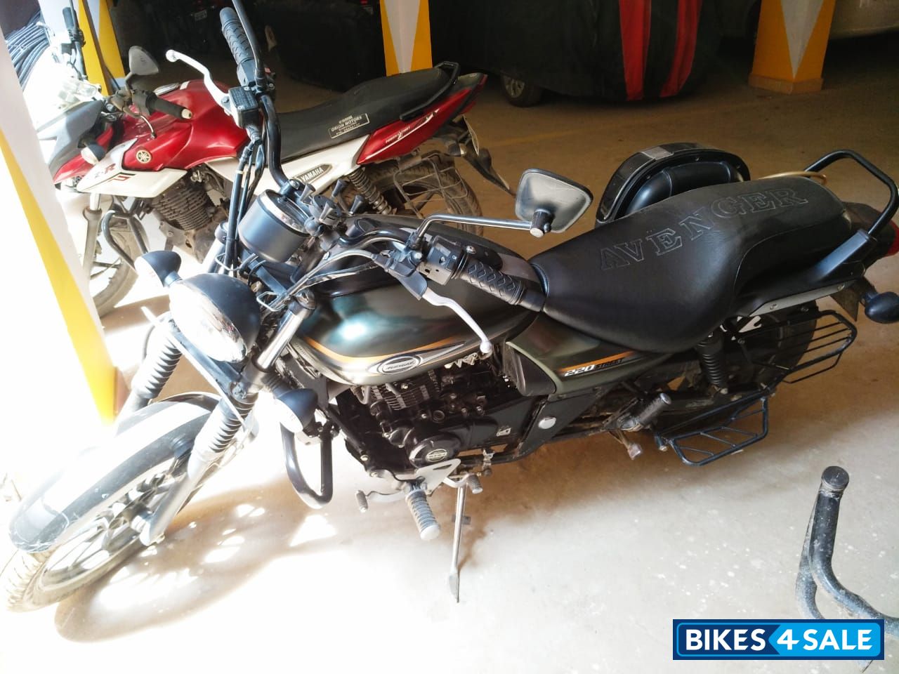 Bajaj Avenger Street 220 Bajaj Avenger Street 220