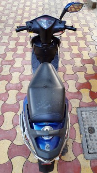 Blue TVS Scooty Streak