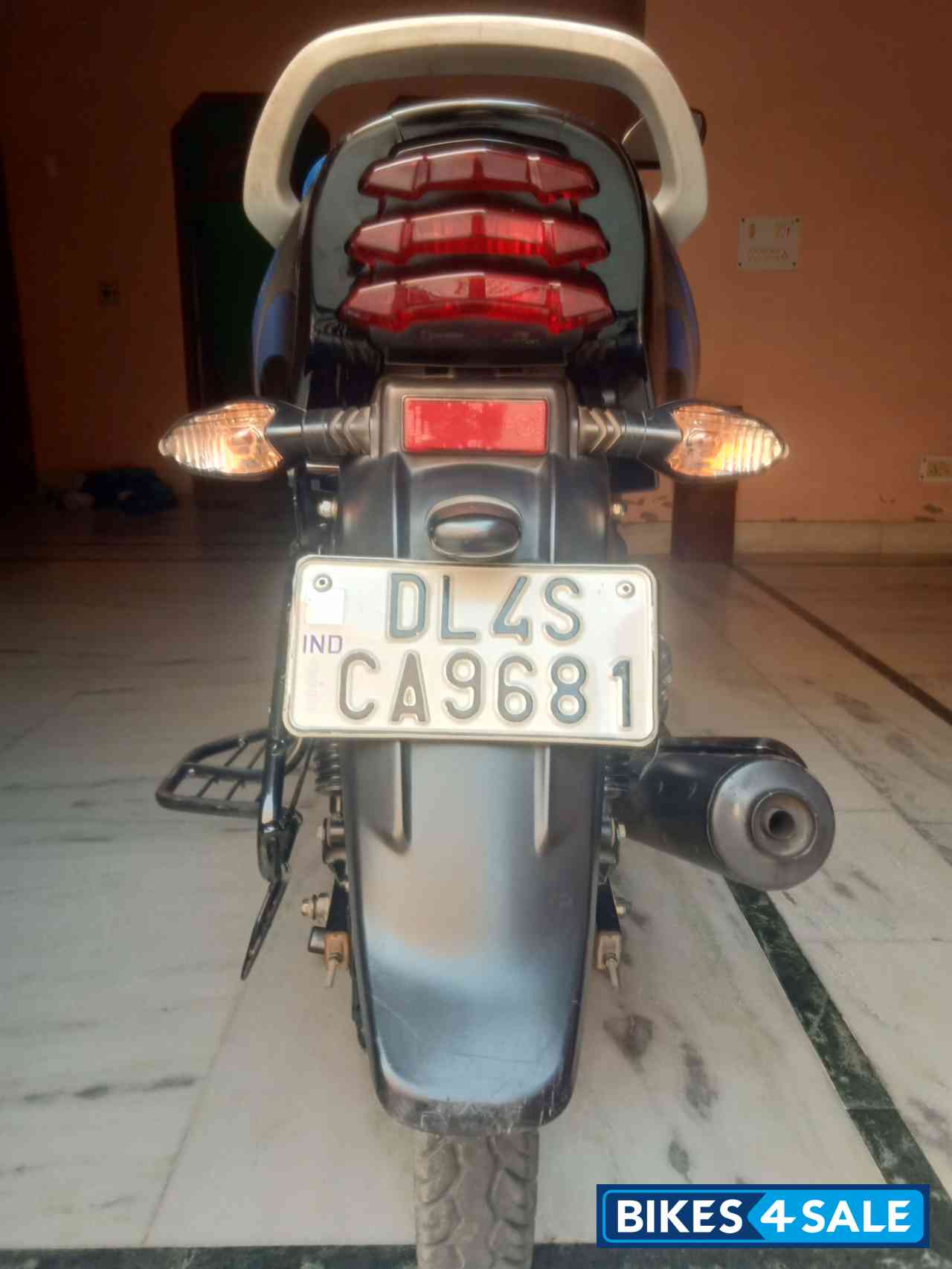 Bajaj Discover 100M Bajaj Discover 100M