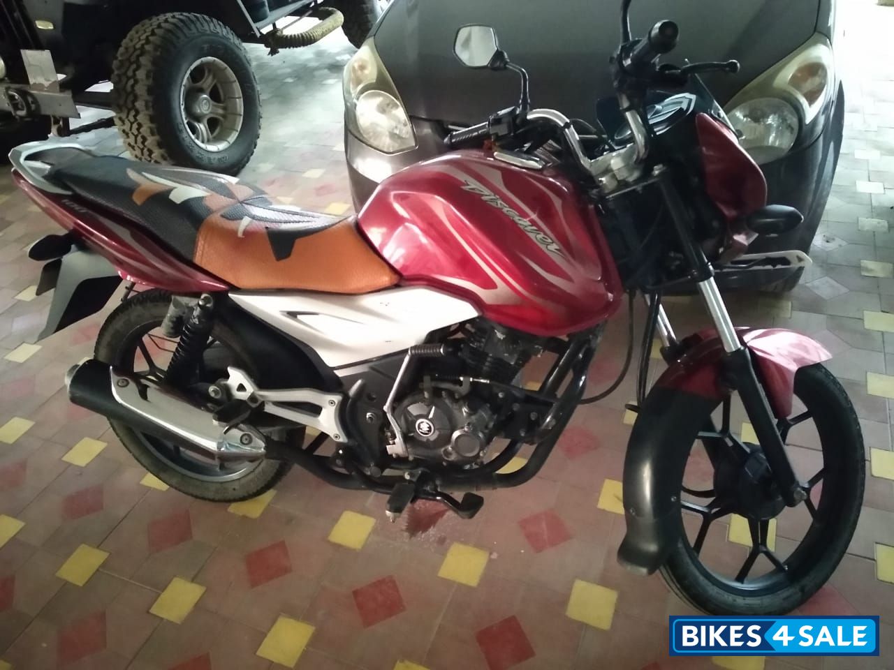 Bajaj Discover 100T
