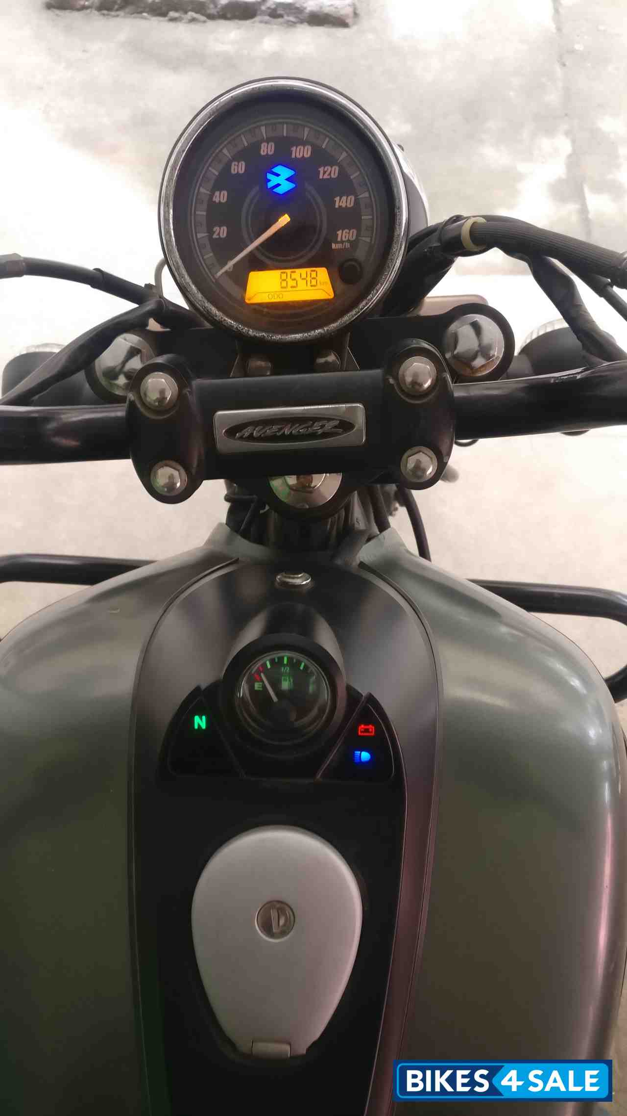 Metallic Green Bajaj Avenger Street 220