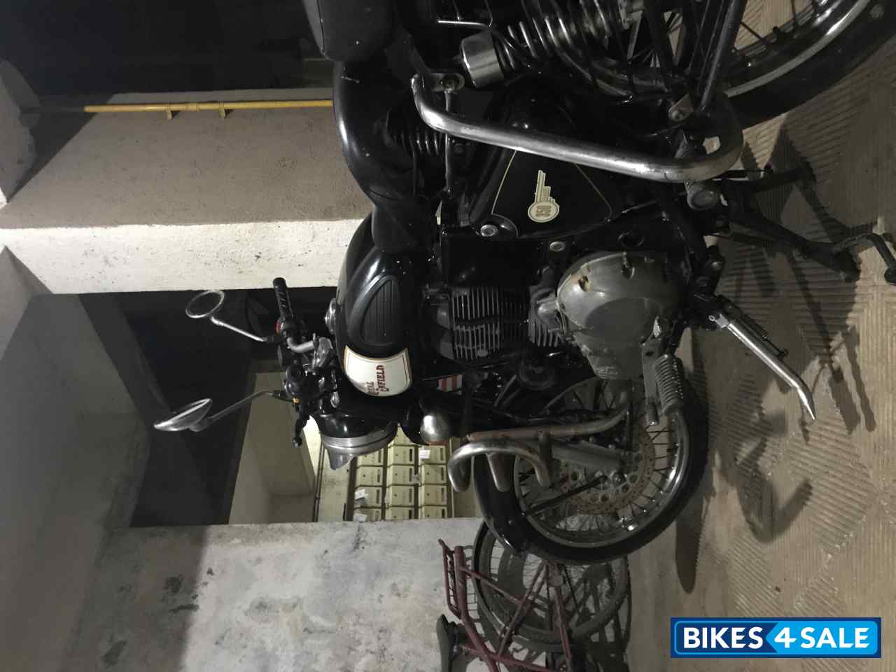 Royal Enfield Classic 350 Royal Enfield Classic 350