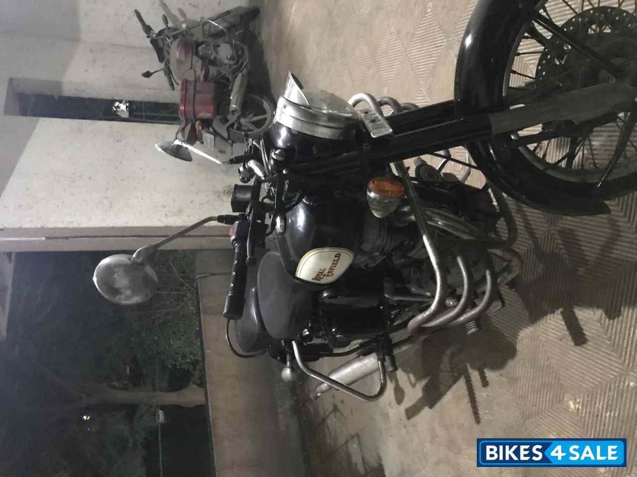 Royal Enfield Classic 350 Royal Enfield Classic 350