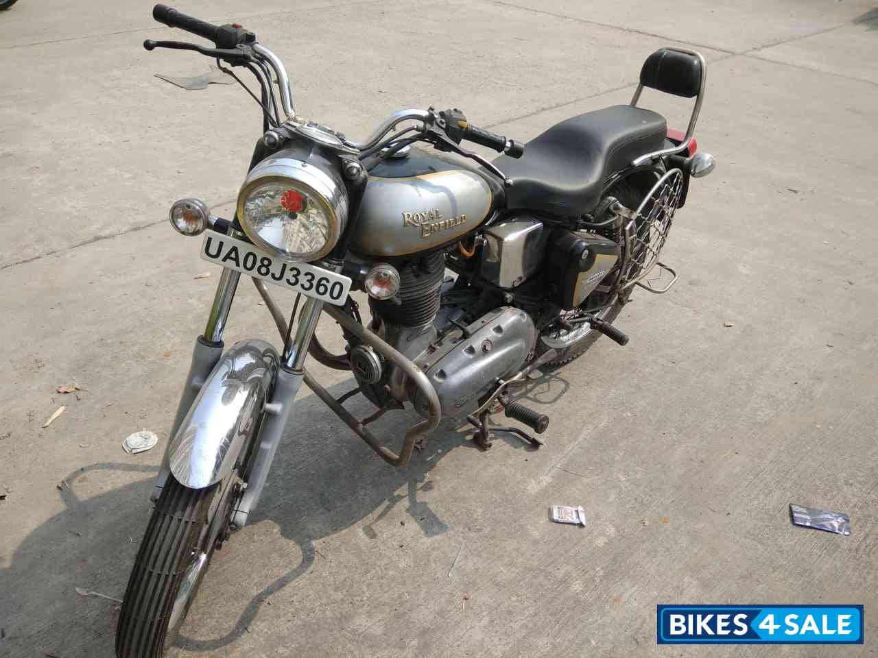 Black N Silver Royal Enfield Bullet Electra 5S