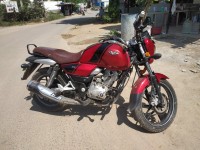 Bajaj V15