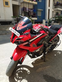 Bajaj Pulsar RS 200