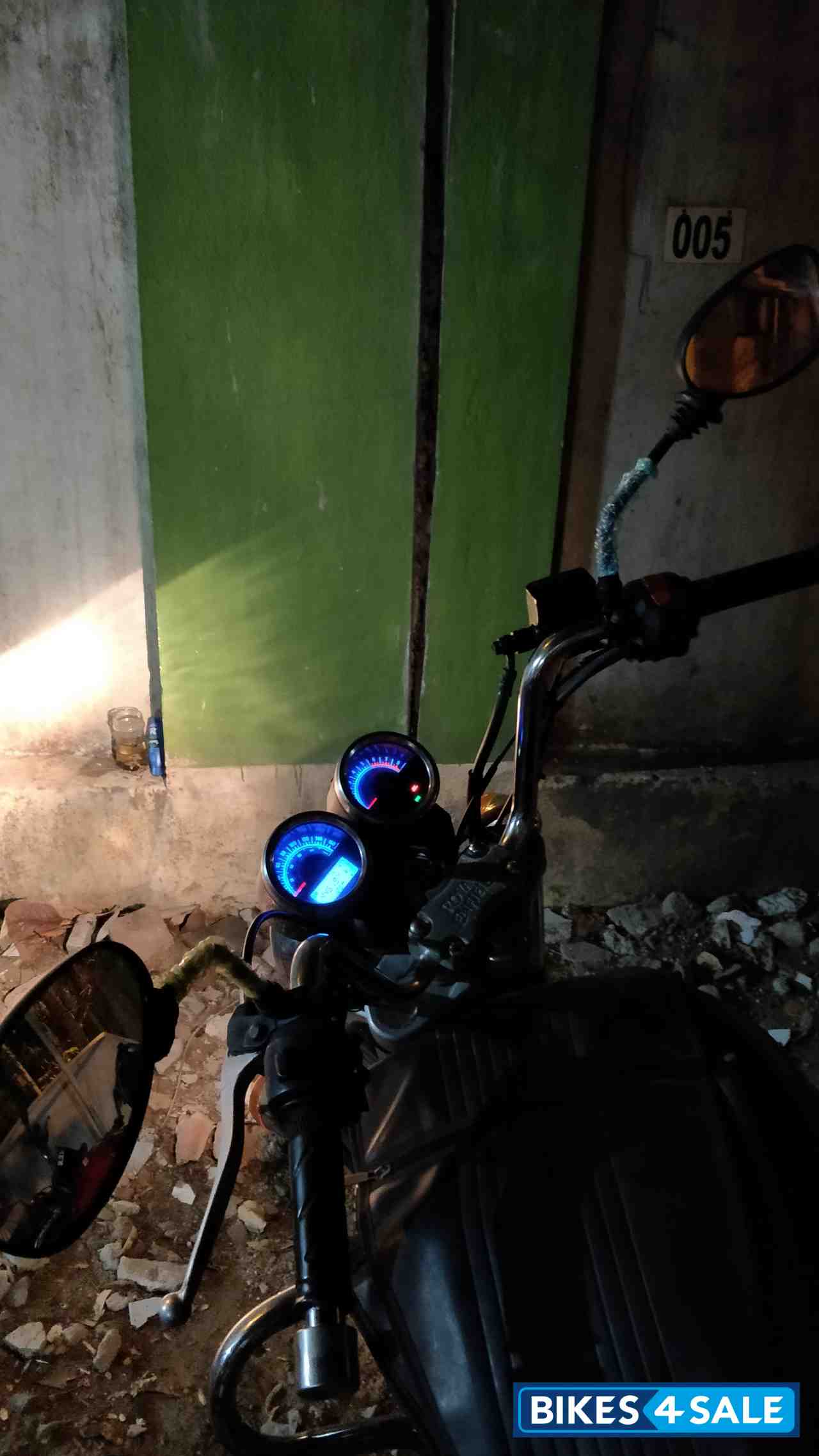 Royal Enfield Thunderbird TwinSpark 350 Royal Enfield Thunderbird TwinSpark 350