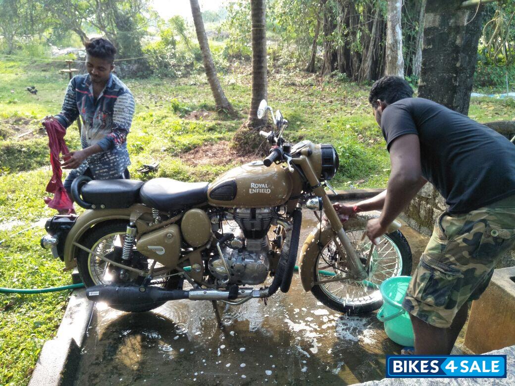 Royal Enfield Classic Desert Storm