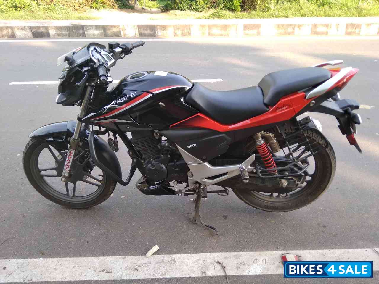 hero xtreme sports bike