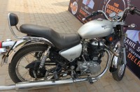 Silver Royal Enfield Thunderbird TwinSpark 350