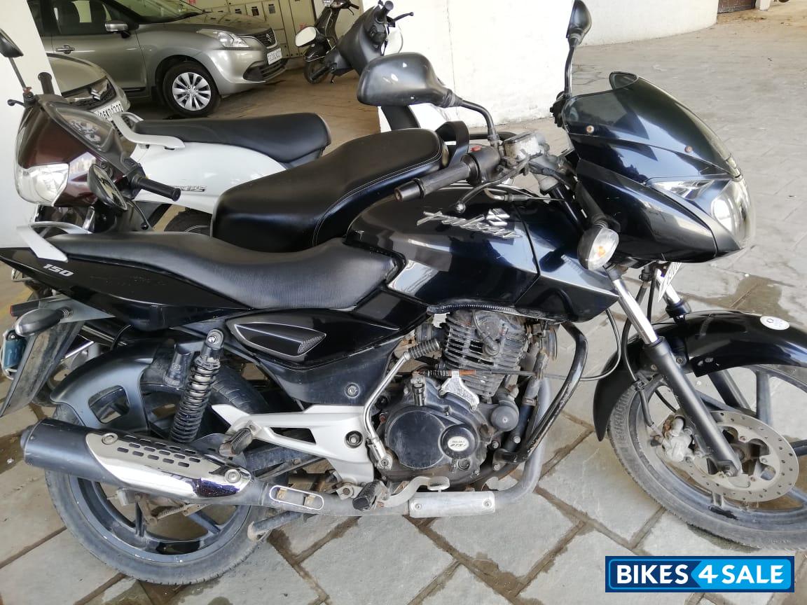 Black Bajaj Pulsar 150 DTSi