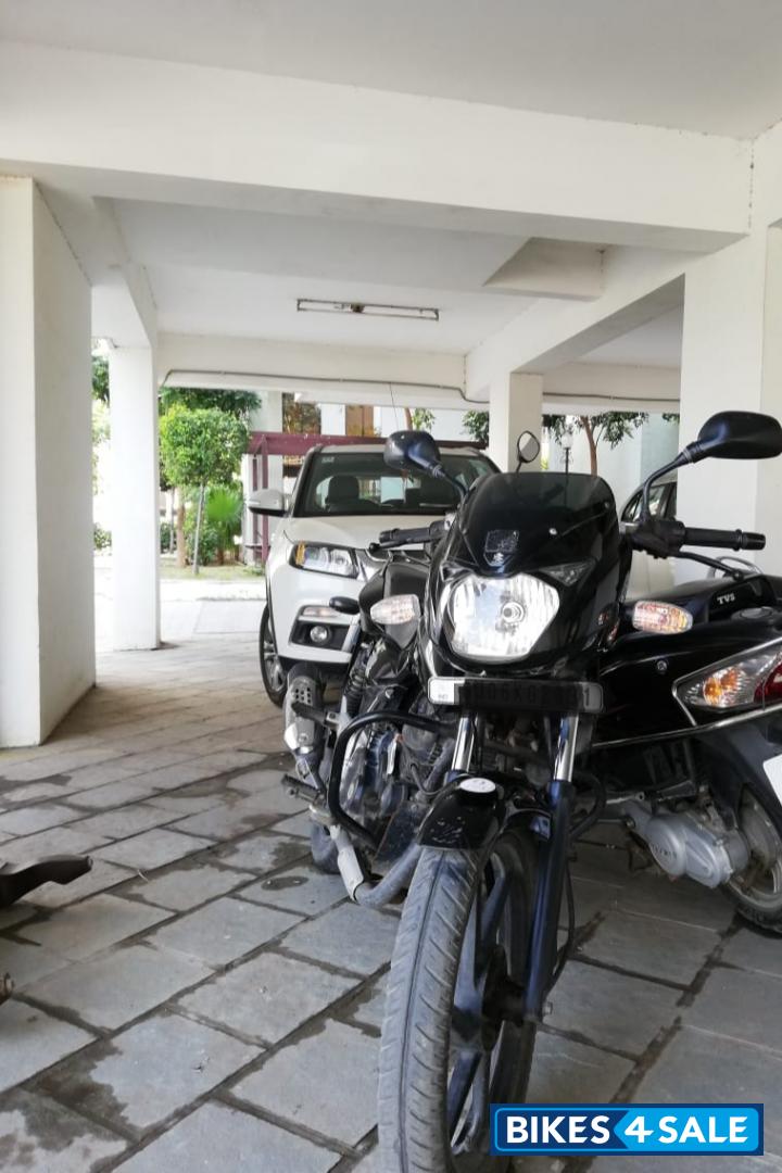 Black Bajaj Pulsar 150 DTSi