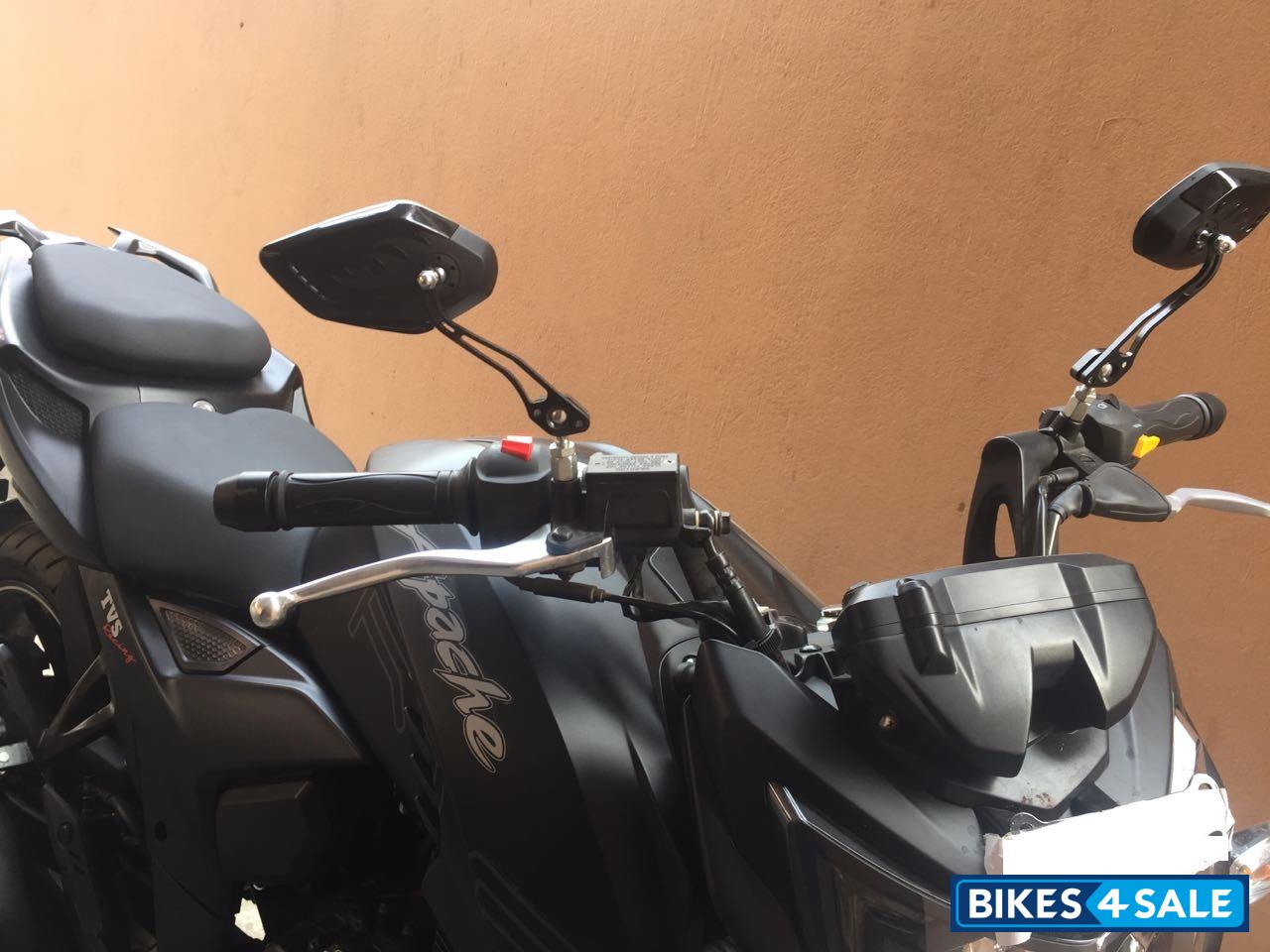 Mate Black TVS Apache RTR 200 4V