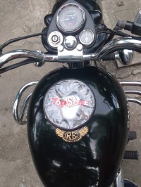 Black Royal Enfield Bullet Electra Twinspark