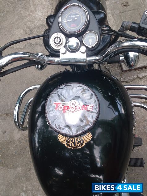 Black Royal Enfield Bullet Electra Twinspark