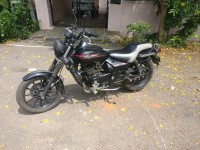 Bajaj Avenger Street 220