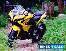 Bajaj Pulsar RS 200