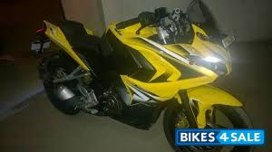 Bajaj Pulsar RS 200