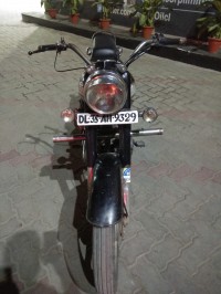 Black Royal Enfield Bullet Standard 350