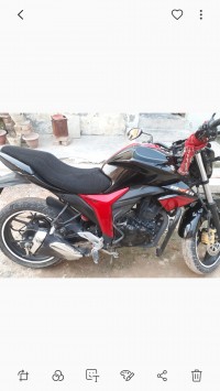 Red & Black Suzuki Gixxer 150