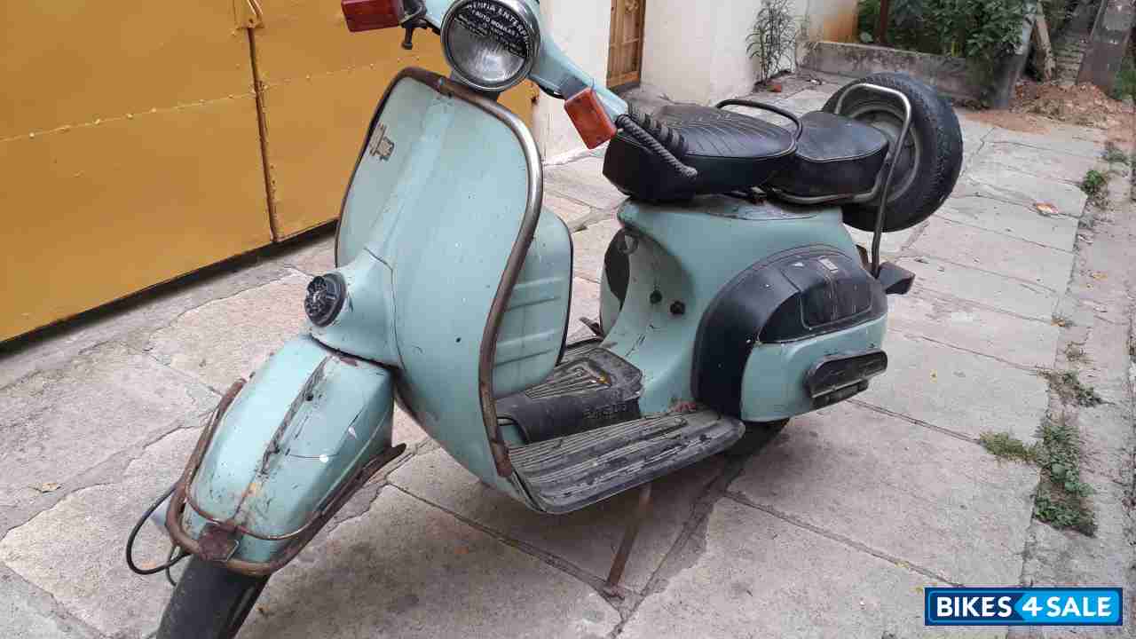 Bajaj Super Bajaj Super