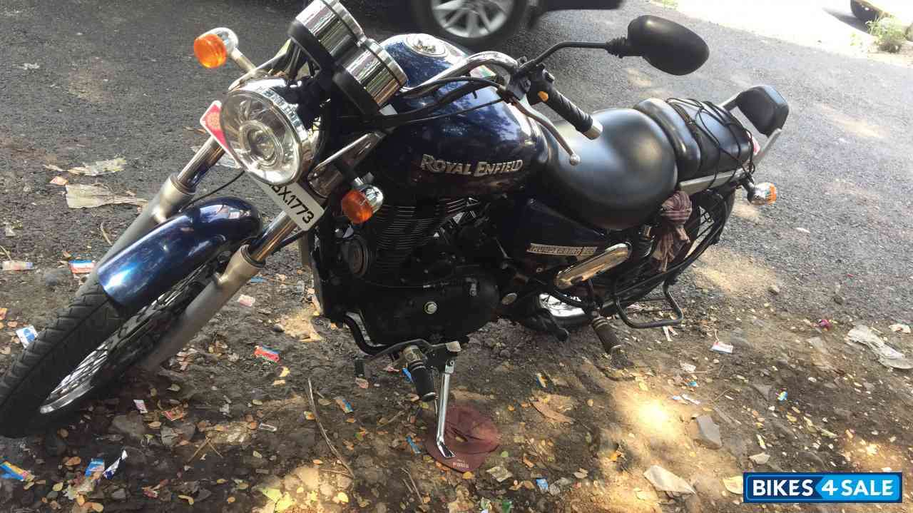 Blue Royal Enfield Thunderbird 500