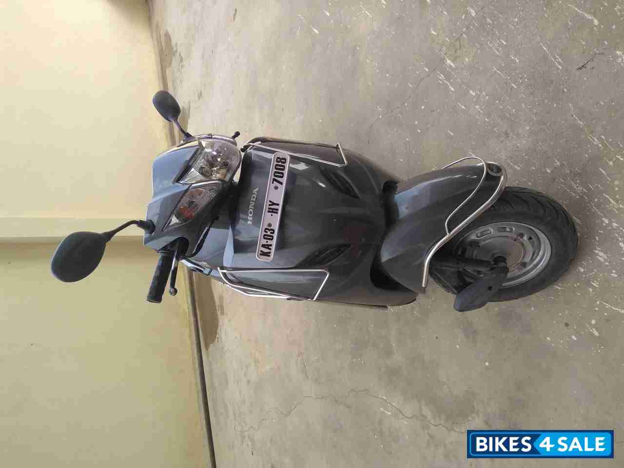 Grey Honda Activa 3G