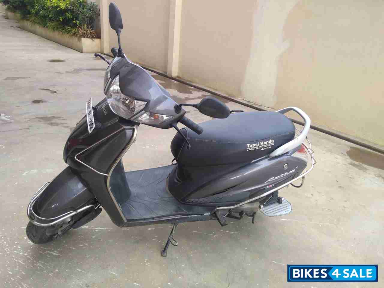 Grey Honda Activa 3G