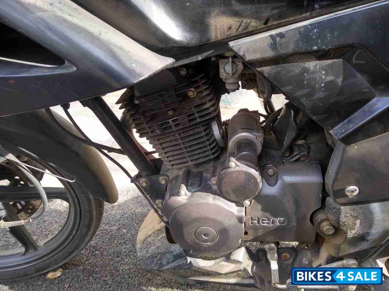 Black Hero Karizma R