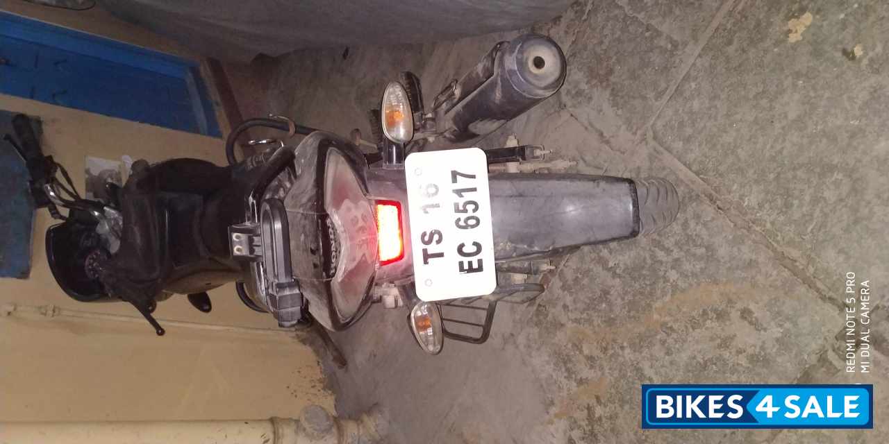 Black Honda CB Unicorn