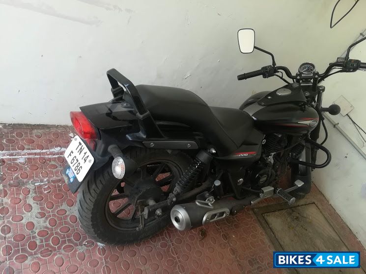 Bajaj Avenger Street 220