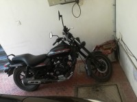 Bajaj Avenger Street 220