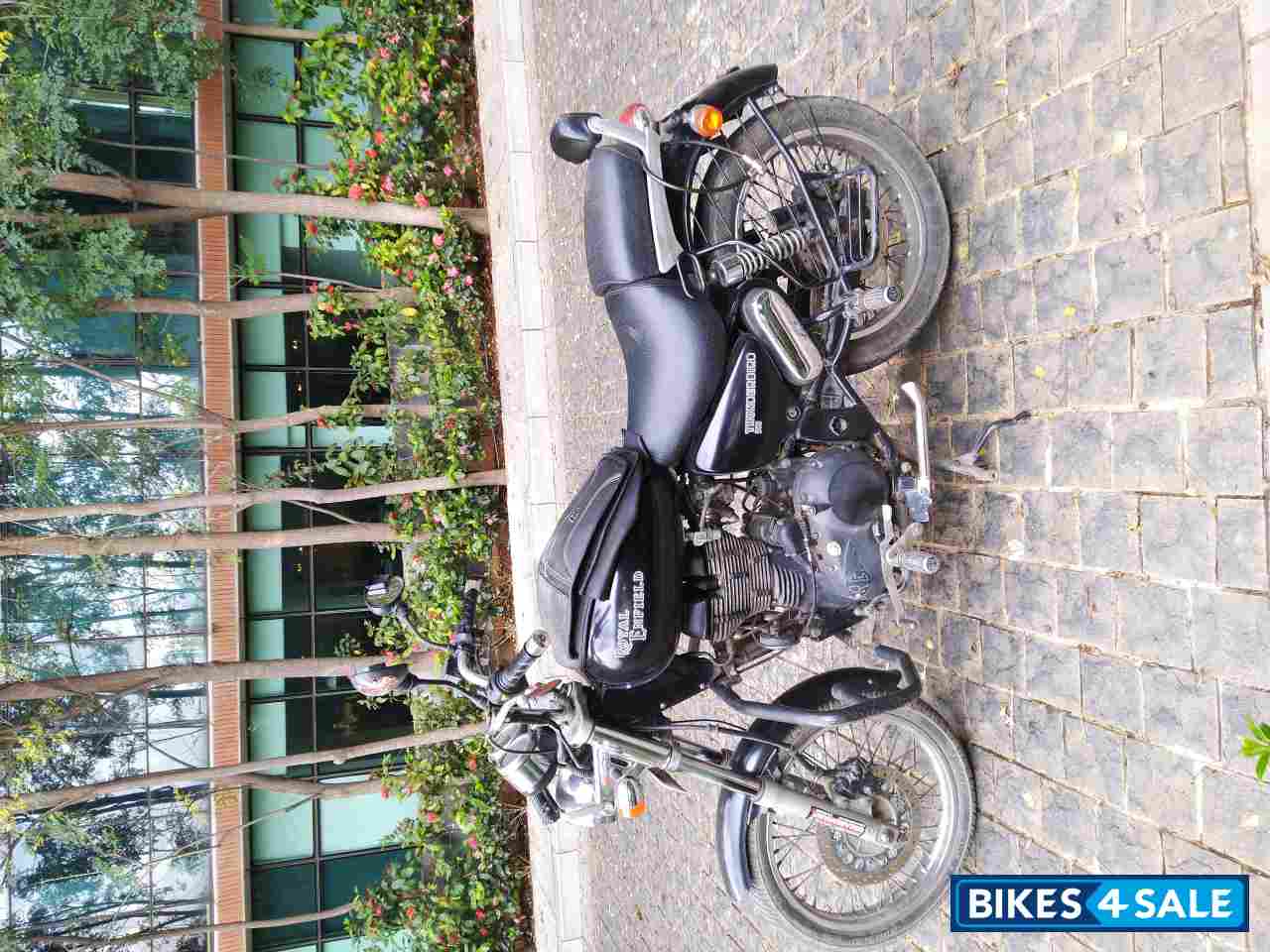 Matt Black Royal Enfield Thunderbird 500 Matt Black Royal Enfield Thunderbird 500