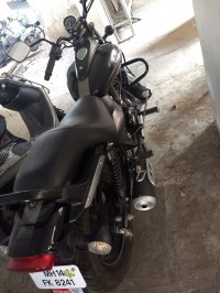 Bajaj Avenger Street 220
